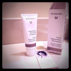Dr. Hauschka Regenerating Day Cream Complexion